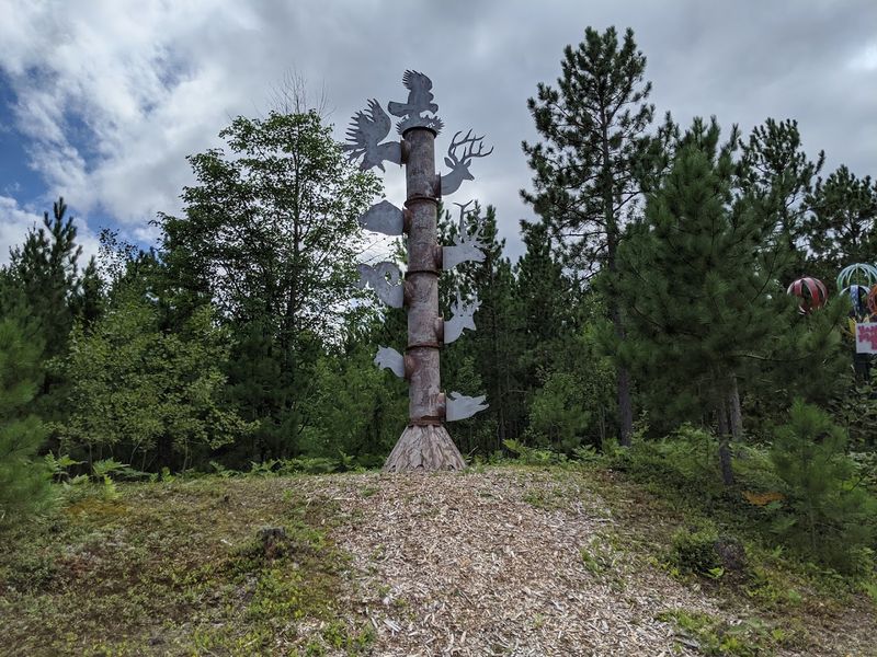 Lakenenland Sculpture Park