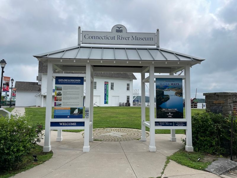 Connecticut River Museum