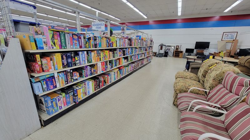 Volunteers of America Thrift Store (West Broad)