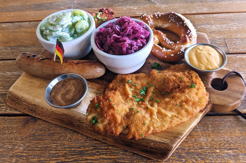 Wunderbar German Kitchen & Biergarten &mdash; Davie