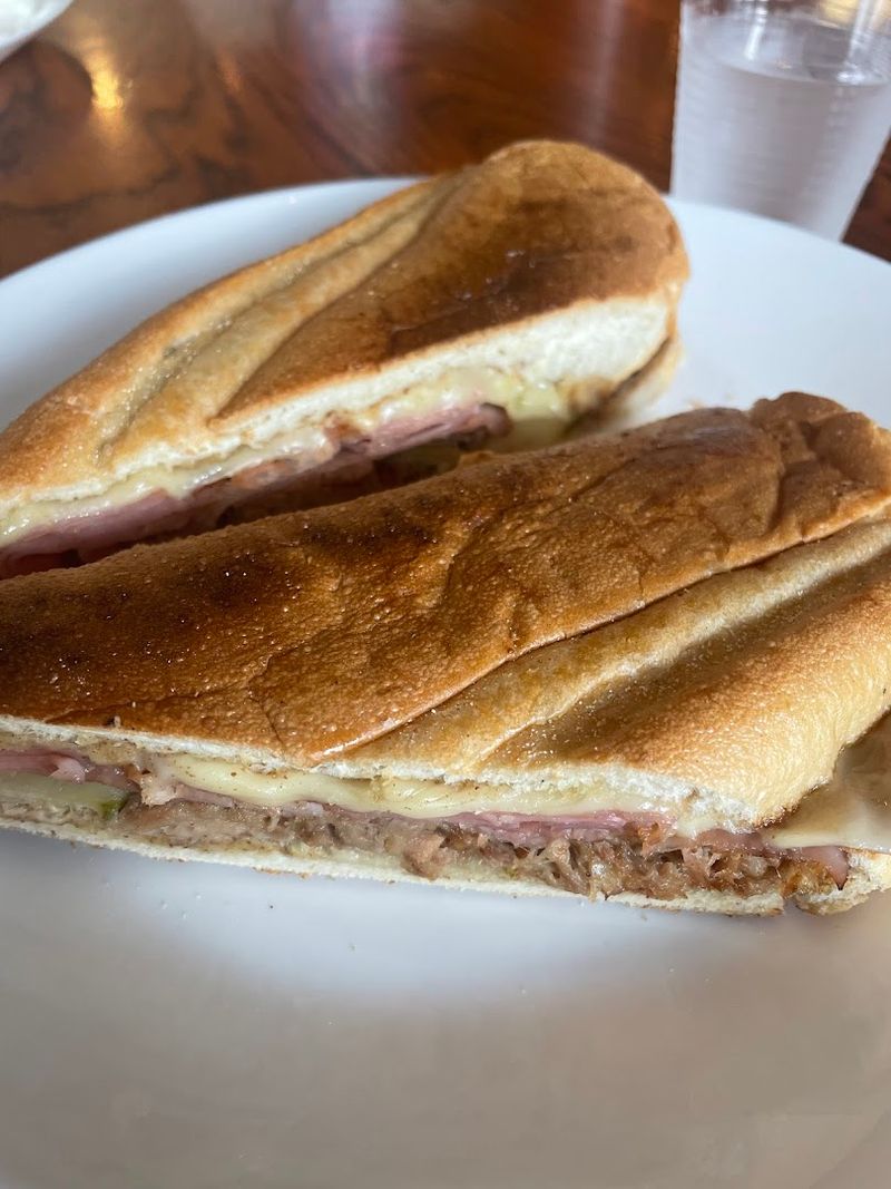 The Cuban Sandwich That Brings Lunch Crowds