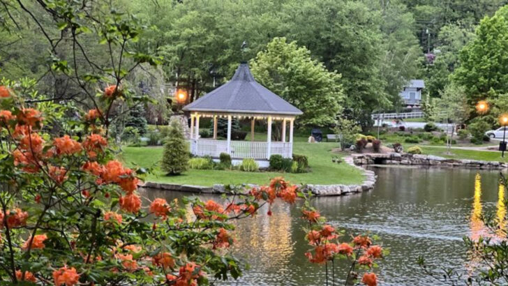 One North Carolina Mountain Town Makes It Easy To Slow Down And Stay Awhile