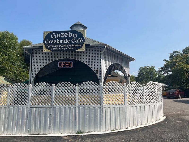 Gazebo Creekside Cafe 