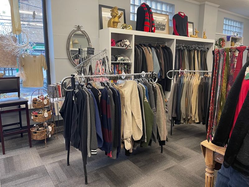 West Hartford Second Chance Shop - West Hartford, Hartford County