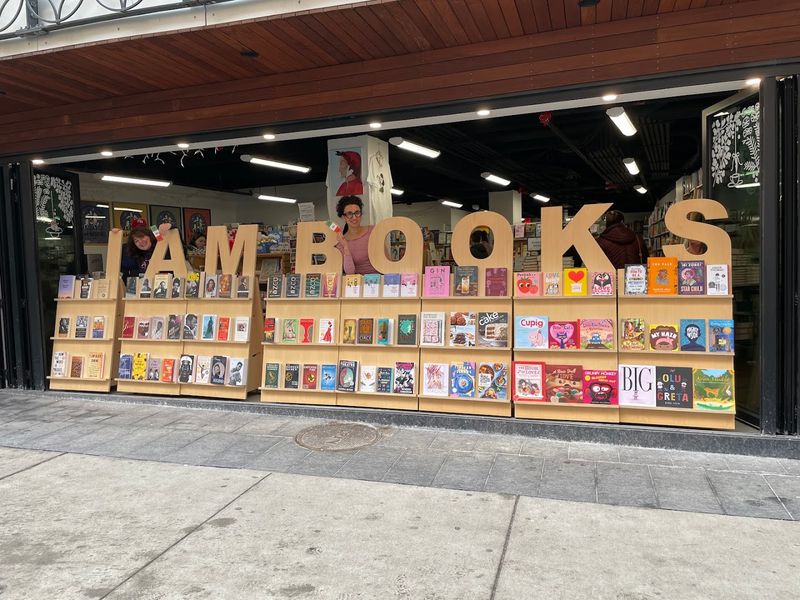 I Am Books 