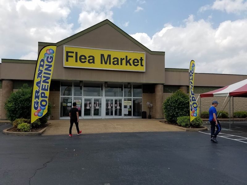 I-75 Flea Market, Ringgold, Catoosa County
