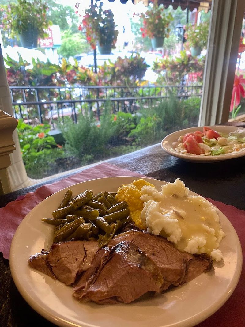 Comforting Southern Country Sides