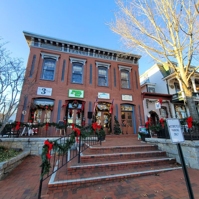Dahlonega