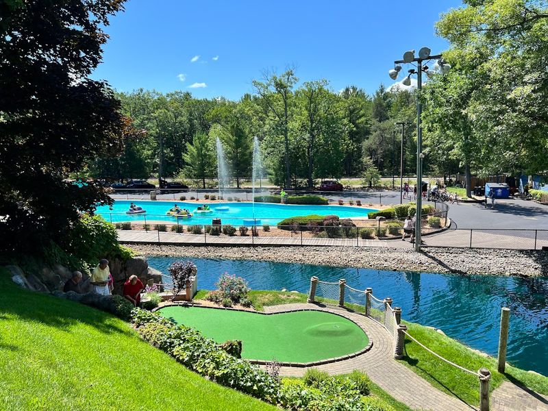 Pirate's Cove Adventure Park (Traverse City)