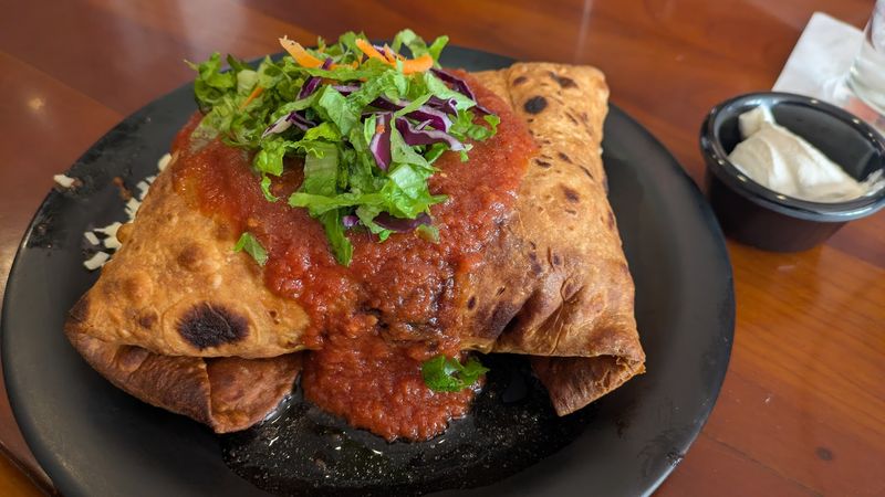 Midday Flavor Bursts at Casa Nueva (Athens)