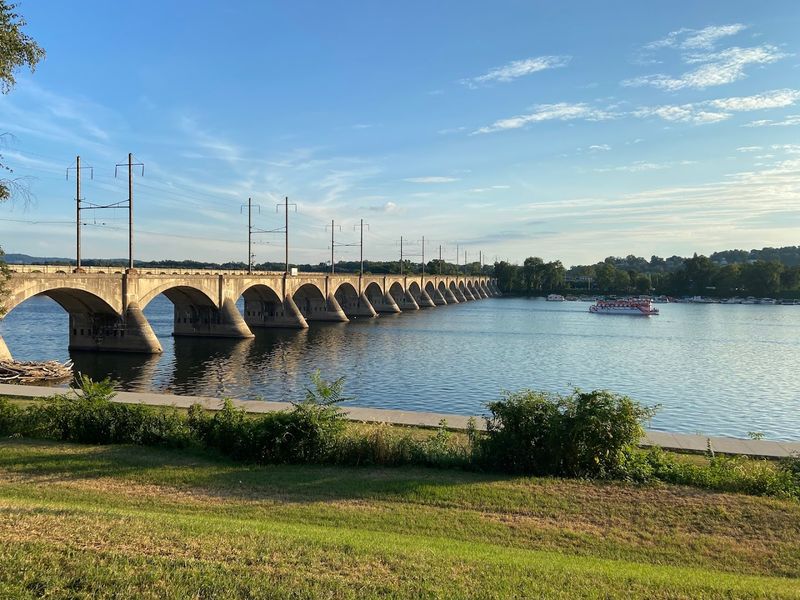 Riverfront Park Trail — Harrisburg