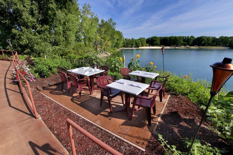 Blue Water Grill (Grand Rapids)