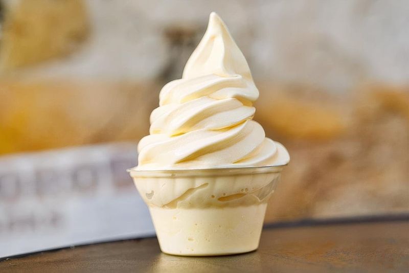 Louie's Top This Frozen Yogurt - Connecticut