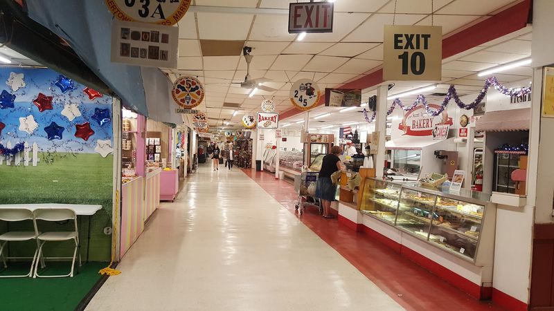 Quakertown Flea Market, Quakertown, Bucks County