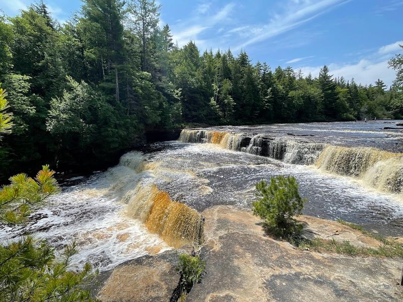 Lower Tahquamenon Falls