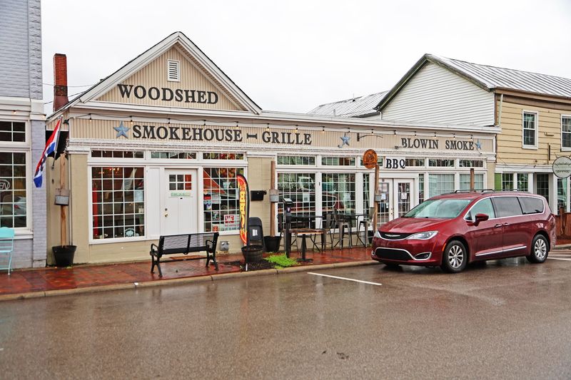 Woodshed Smokehouse and Grille (Lebanon)