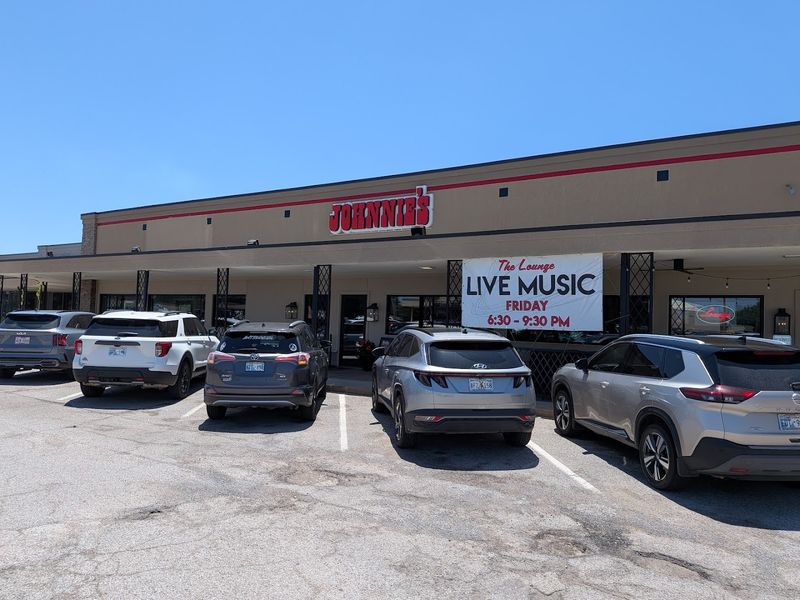 Johnnie's Charcoal Broiler (Oklahoma City)