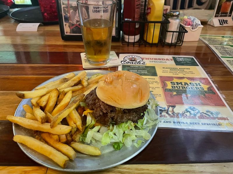 Coach&rsquo;s Pub & Eatery 