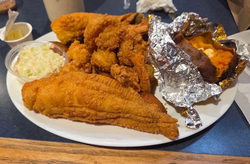 Captain Steve's Family Seafood Restaurant &ndash; Harrisburg