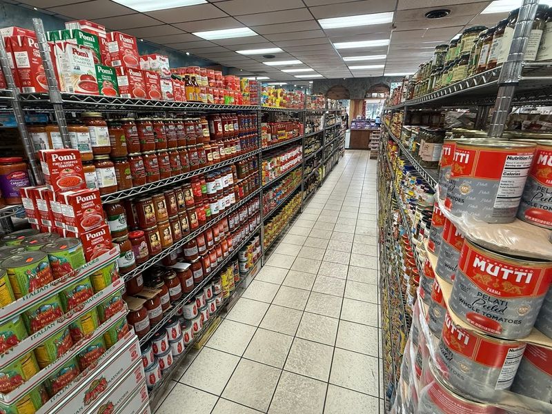 Borruso's Italian Market, Farmington Hills, Oakland County