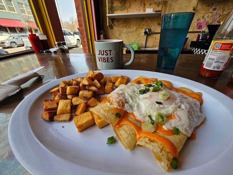 Good Truckin' Diner — Lansing