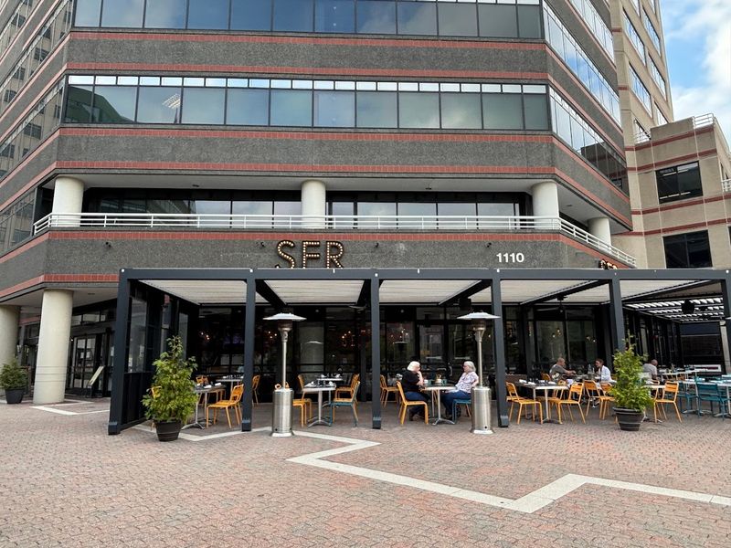 SER Restaurant
