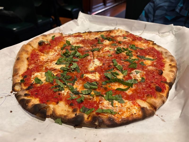 Frank Pepe Pizzeria Napoletana - New Haven, New Haven County