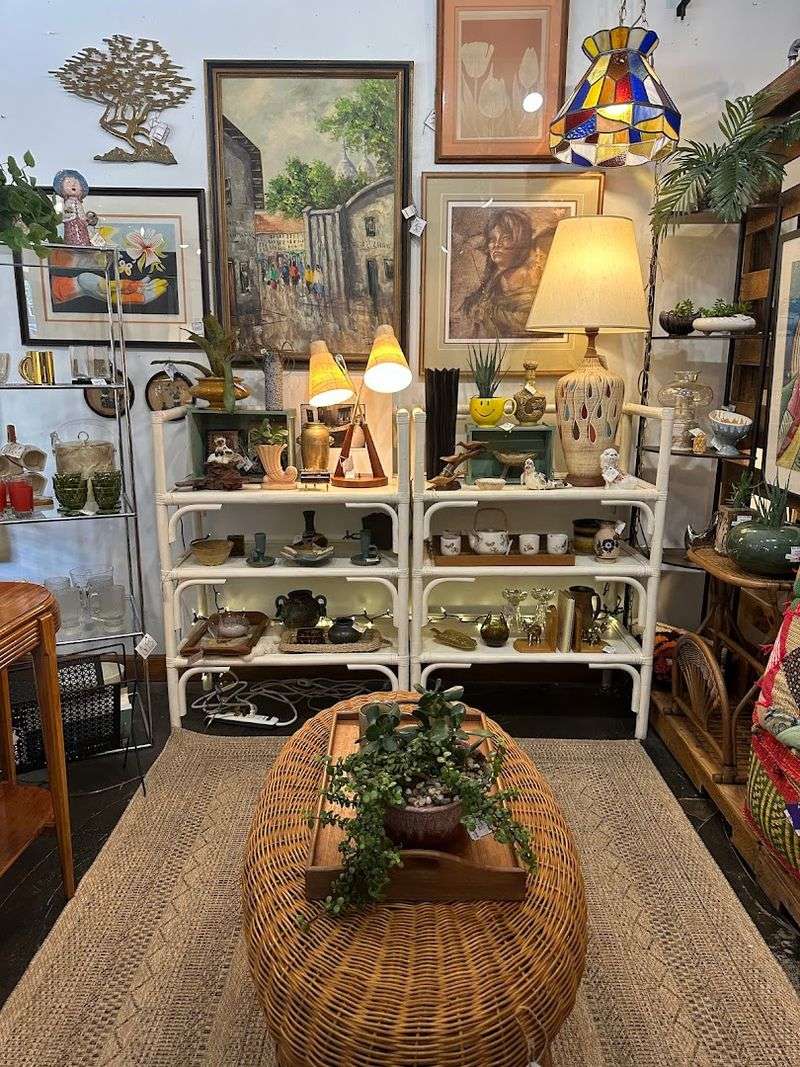 The Lovely Vintage Market