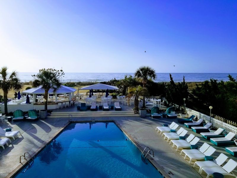 Blockade Runner Beach Resort