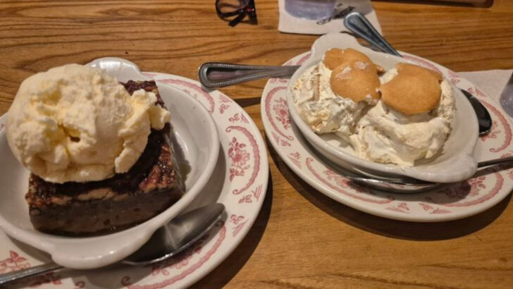 Save Room For Peach Cobbler At These 12 Popular North Carolina Dessert Stops