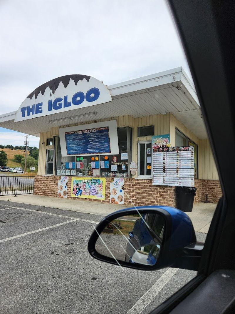 The Igloo Soft Freeze (New Paris, PA)