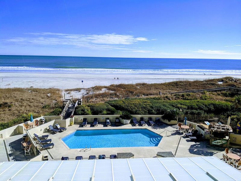 Shell Island Resort 