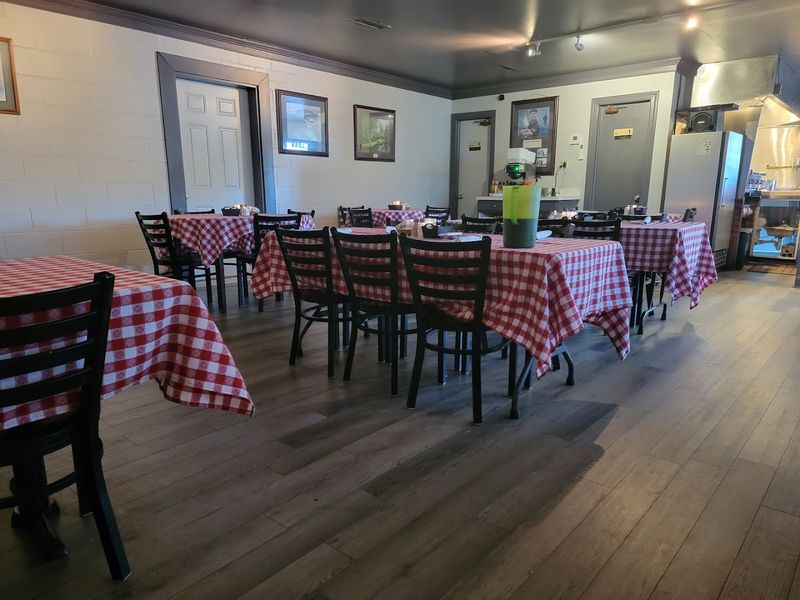 Small Dining Room, Big Personality