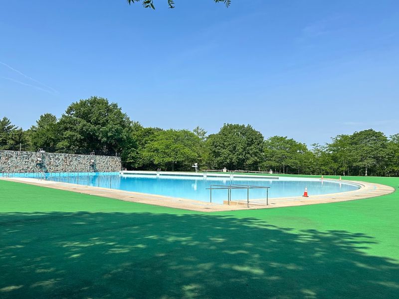 South Park Wave Pool - Bethel Park