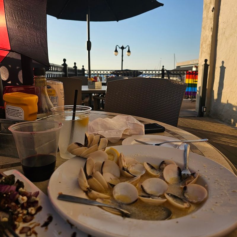 Landmark Kitchen and Bar &mdash; Sandusky