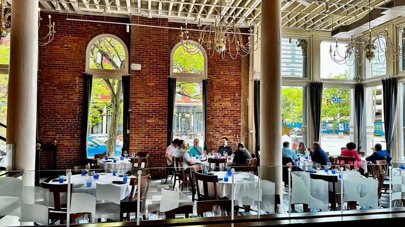 Service That Makes Fine Dining Feel Easy