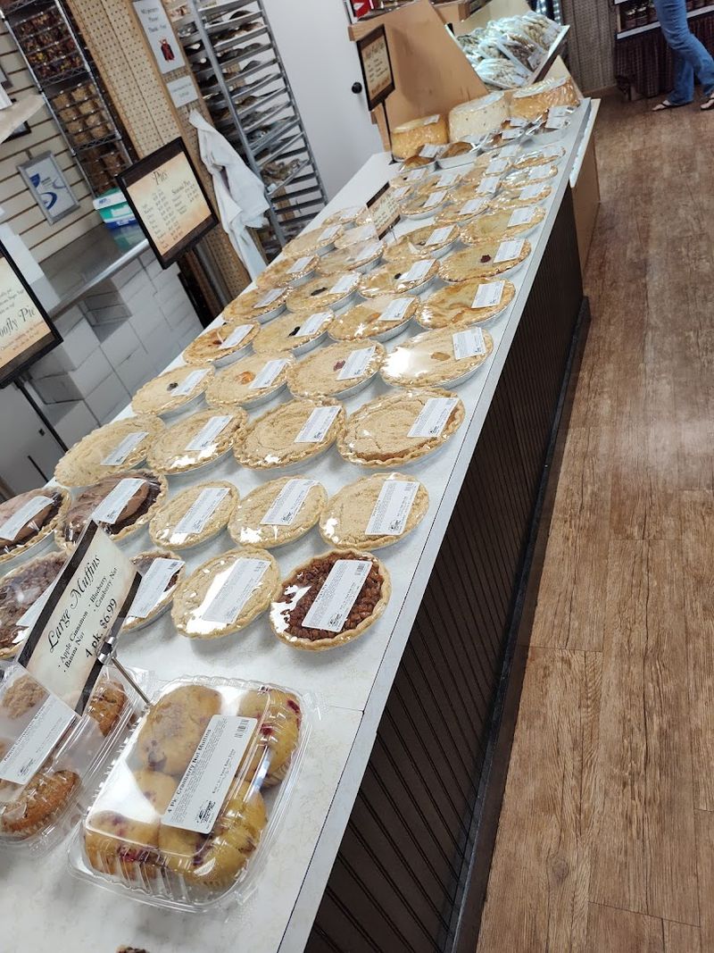 Gooey-Bottom Shoo Fly Pie Worth the Trip