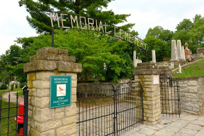 Visit the Historic Memorial Cemetery