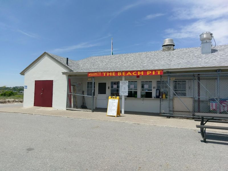 Good Harbor Beach Concession Stand
