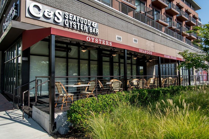 C&S Seafood & Oyster Bar &mdash; Sandy Springs, Georgia