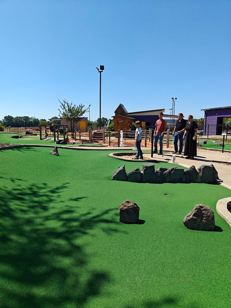 Rigby's Entertainment Complex Mini Golf