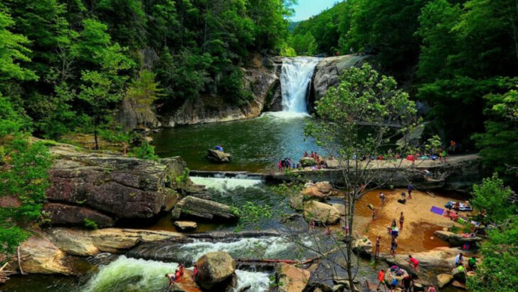 Spend A June Weekend Chasing These 10 Incredible North Carolina Waterfalls