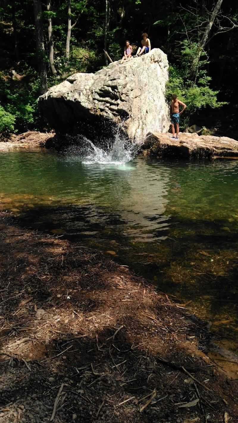 Arnold Valley Pool 