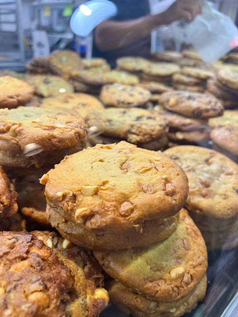 The Famous 4th Street Cookie Company 
