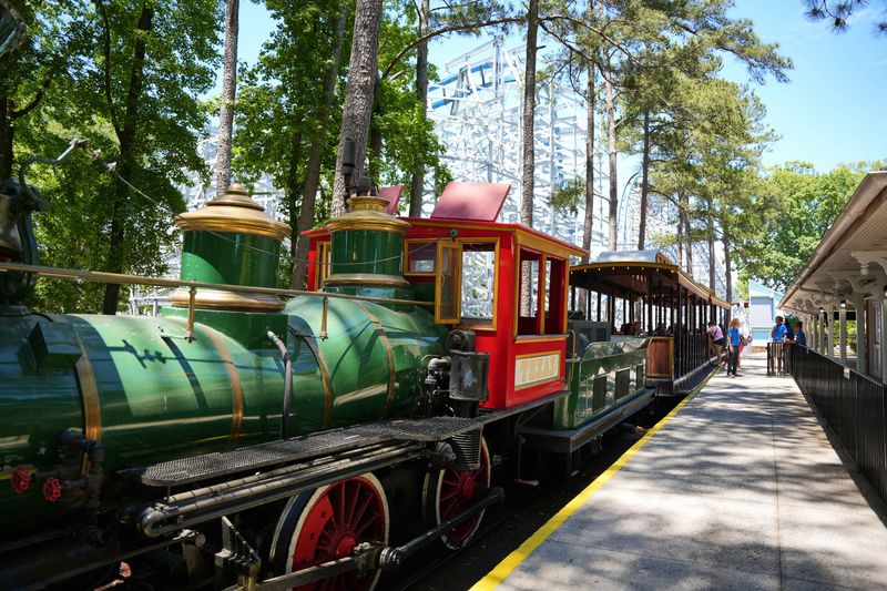 Six Flags Over Georgia Railroad