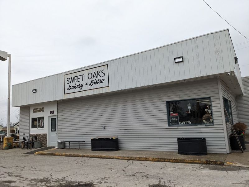 Sweet Oaks Bakery+Bistro &mdash; Collins