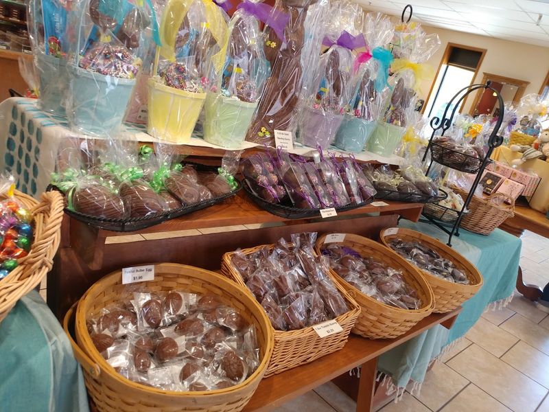 Fascia&rsquo;s Chocolates (Waterbury)