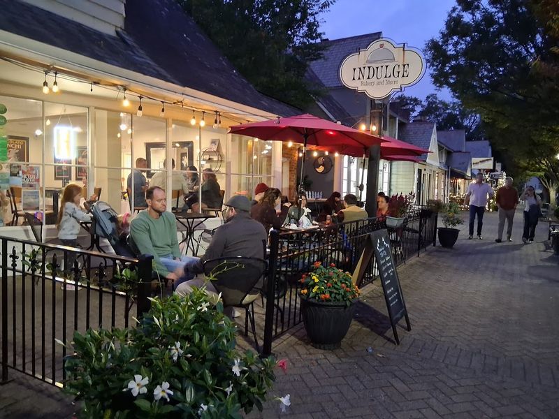 Indulge Bakery & Bistro – Newport News
