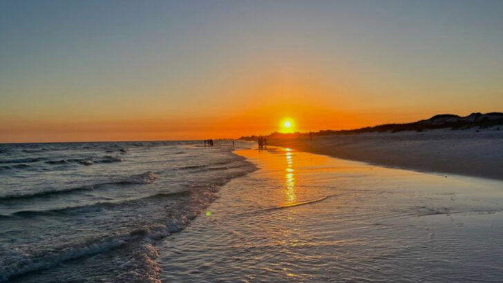 Sunset Lovers Can&rsquo;t Stop Talking About These 13 Florida Locations