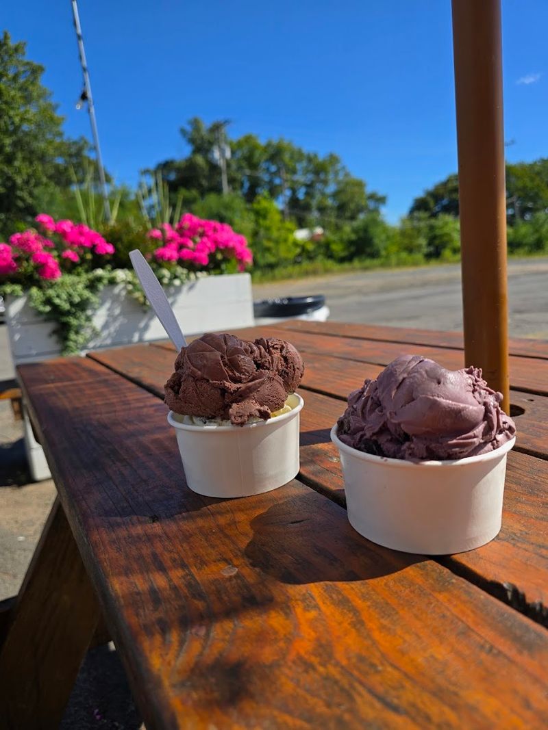 Lacroix's Homemade Ice Cream (Plainville, CT)